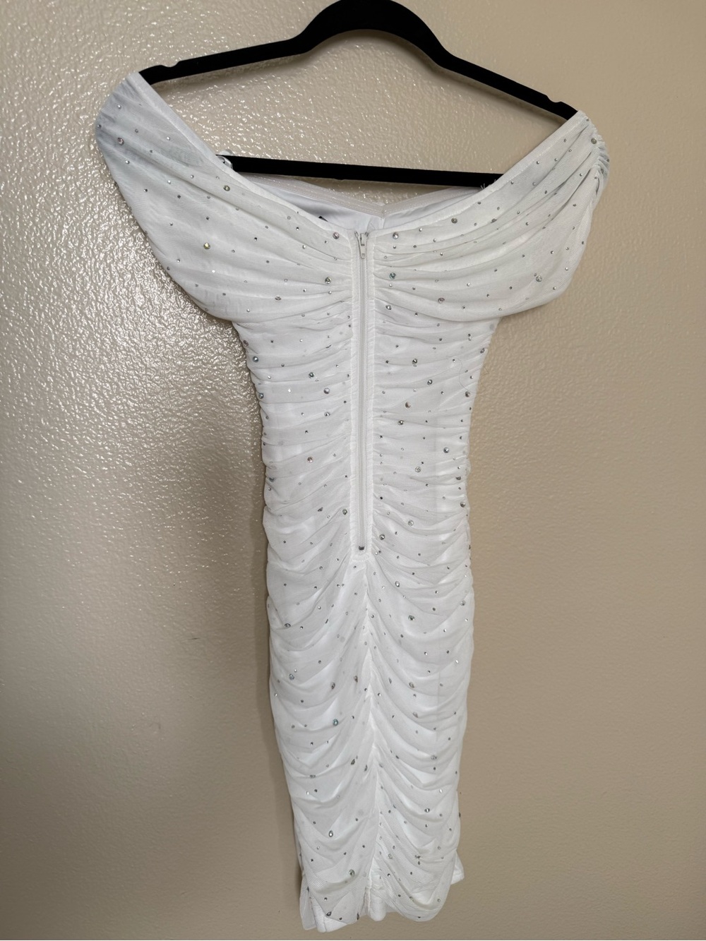 Windsor White Rhinestone Ruched Off Shoulder Bodycon Midi Dress XS NWT Holiday - Picture 6 of 8